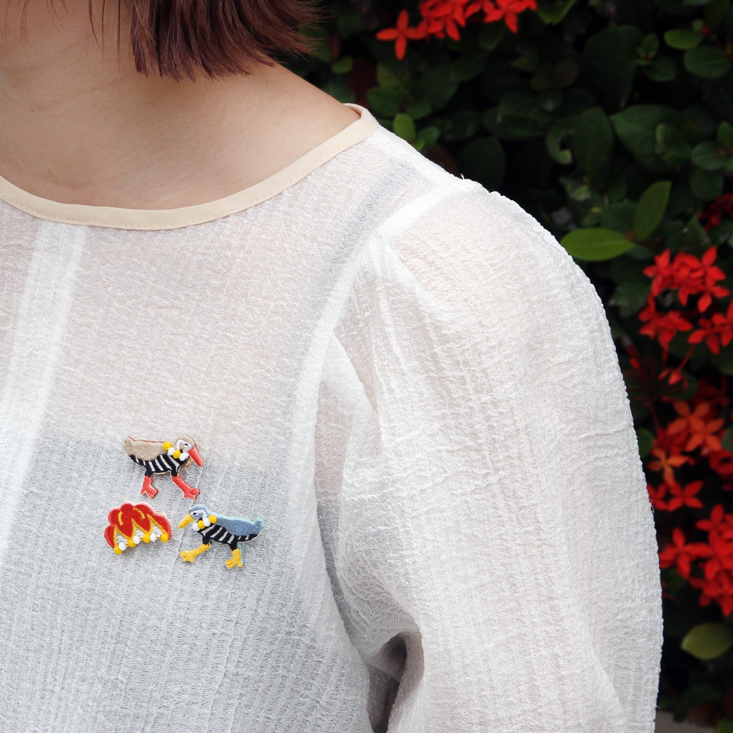 刺繍ブローチ 花笠