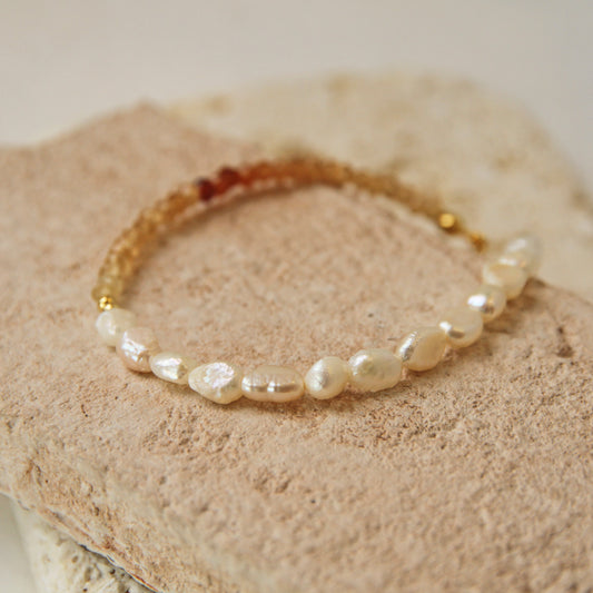 Freshwater pearl x natural stone asymmetric bracelet