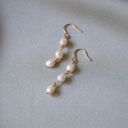 淡水パールピアス /14KGF