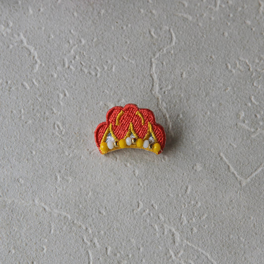 Embroidered brooch with flower hat