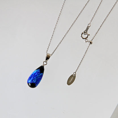 Drop-shaped firefly glass pendant/platinum